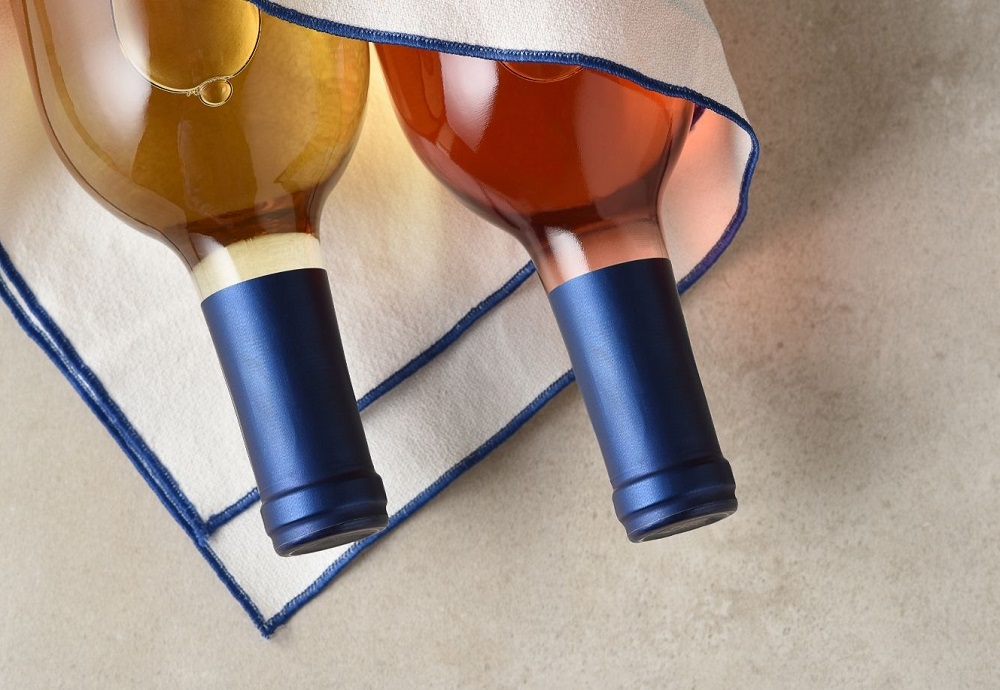 Giving Boozy Gifts Beautifully: How To Wrap A Wine Bottle
